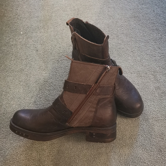 CAT/Caterpillar Women's Ankle Boots - Picture 3 of 6